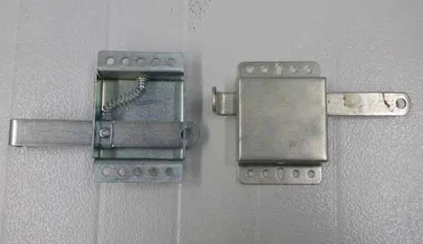 Menomonee Falls WI Locksmith Store Menomonee Falls, WI 262-229-4123 - 9-Garage-Door-Locks